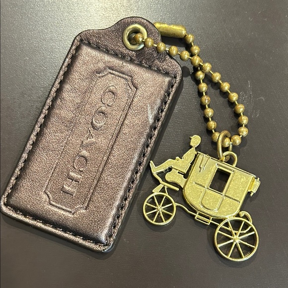 Coach Gold Carriage & Leather Hang Tag - Picture 2 of 5